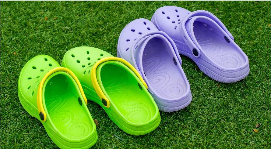 How to Clean Crocs Effectively?