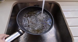 How to Clean a Burnt Pan With Cola?