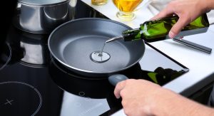How to Clean a Burnt Pan With Frozen Washing Up Liquid?