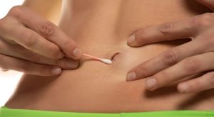Methods for Cleaning an Innie Belly Button