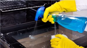 Step-by-step Guide on How to Clean an Oven Effectively