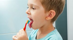 What Are the Benefits of Cleaning My Tongue?