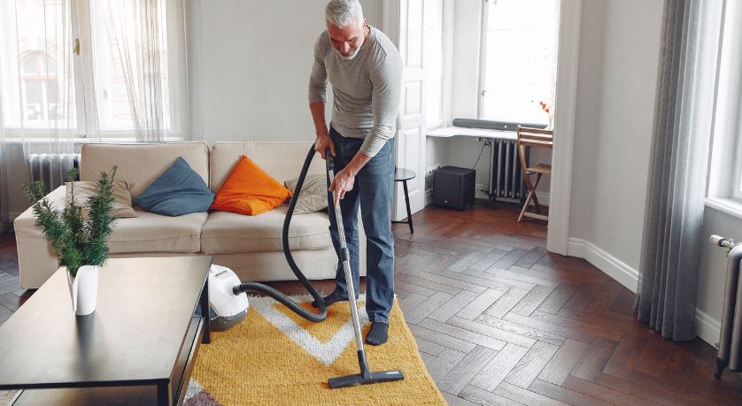 How to Clean a Shark Hoover?